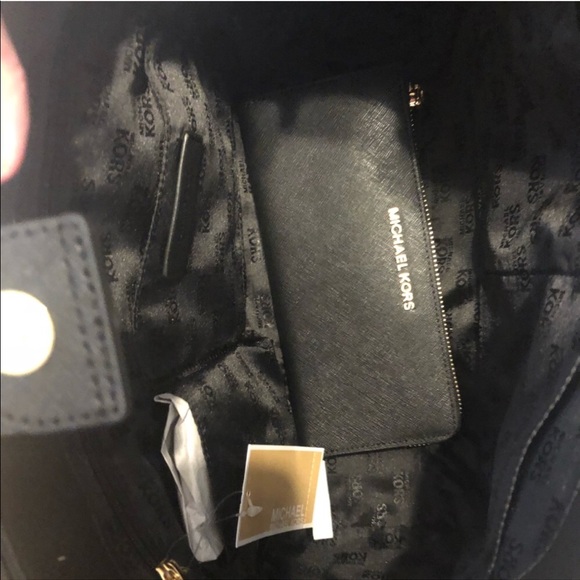 🆕 Matching Set 🎀 - Picture 7 of 8